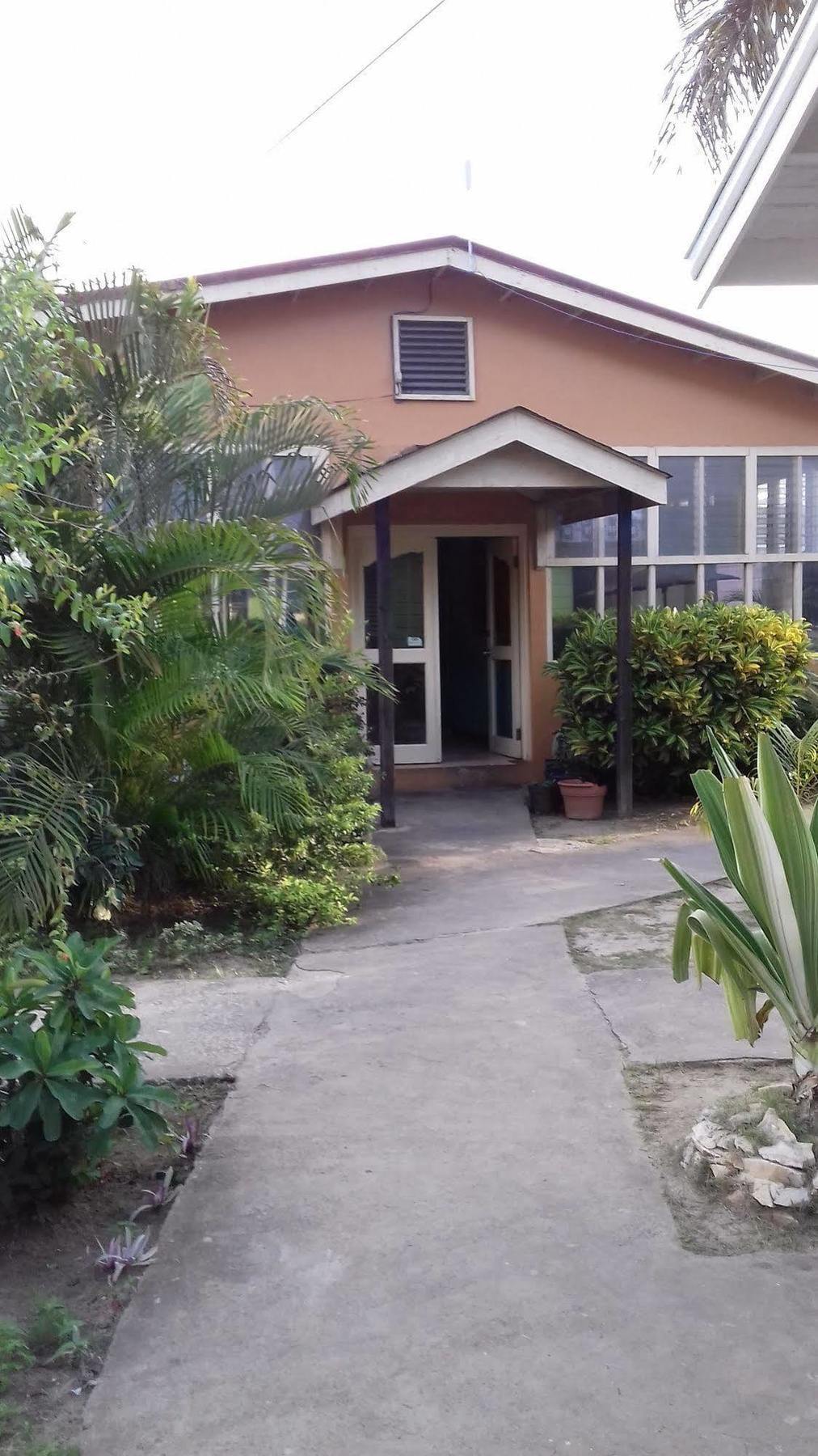 Roots Bamboo Beach Resort Negril Zewnętrze zdjęcie