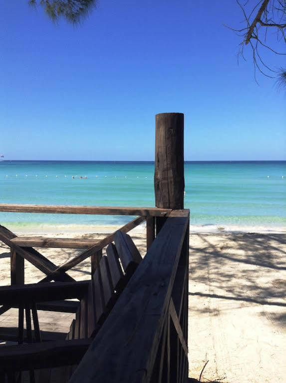Roots Bamboo Beach Resort Negril Zewnętrze zdjęcie